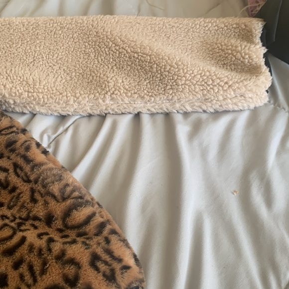 Rail Cream leopard mix Sherpa and Faux fur jacket - Picture 3 of 7